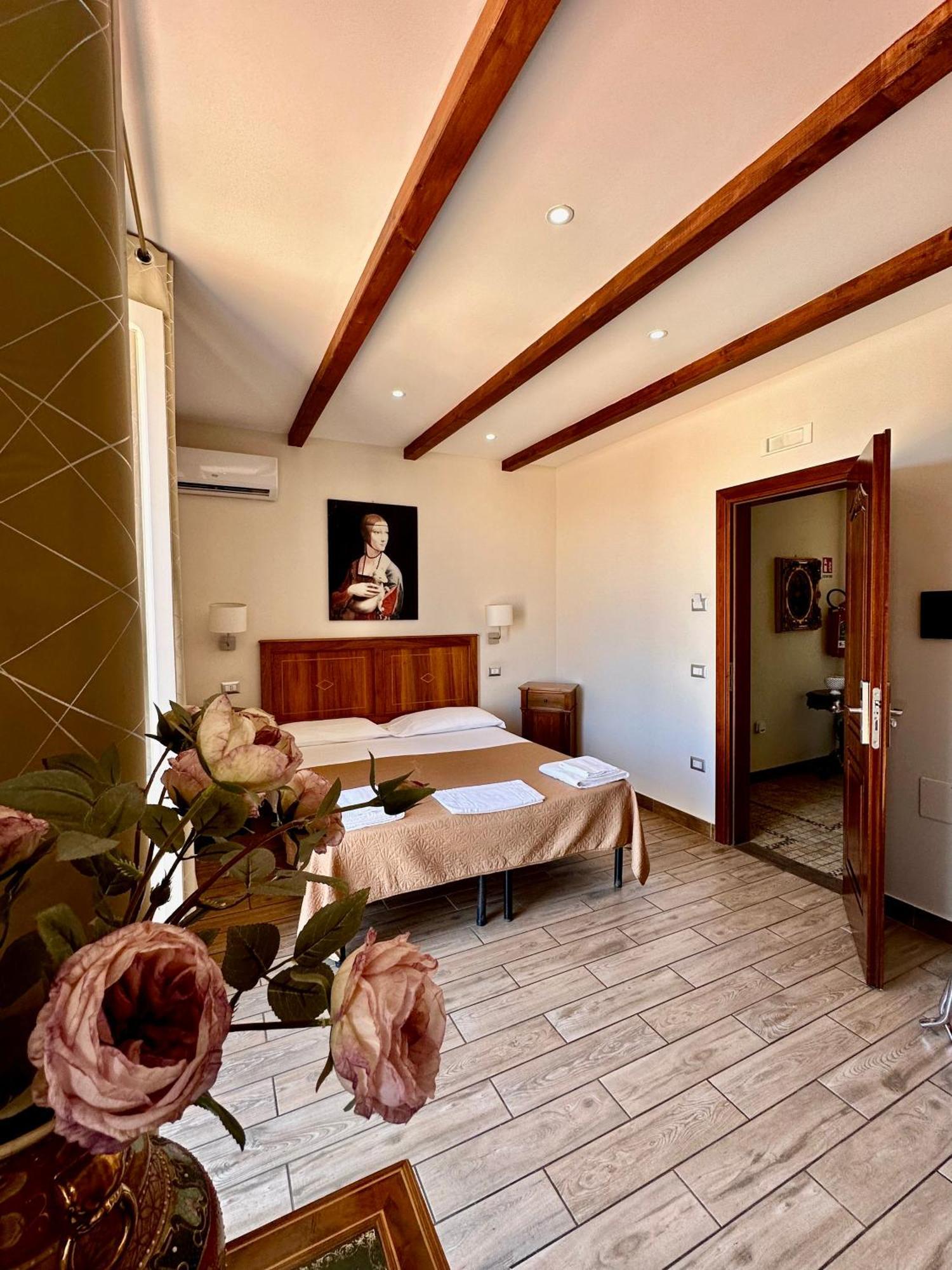 Hotel Lorylu Tropea Exterior foto
